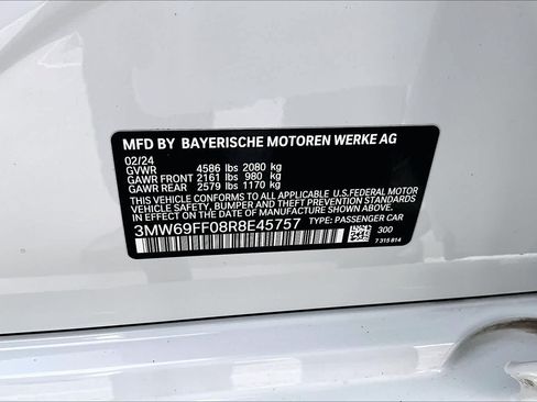 Used 2024 BMW 330i Sedan w/ Convenience Package RWD image 33