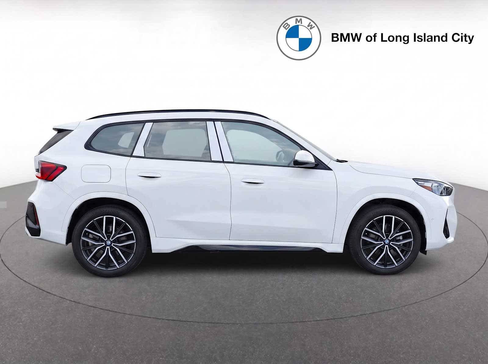 New 2027 BMW X1 xDrive28i AWD/4WD image 8