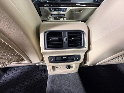 Used 2019 Audi Q5 2.0T Premium Plus w/ Premium Plus Package AWD/4WD image 32