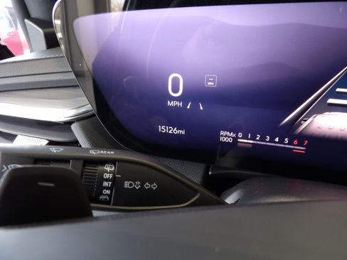 Used 2025 Buick Enclave Preferred image 12