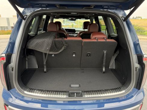 Used 2025 Kia Telluride SX Prestige AWD/4WD image 32