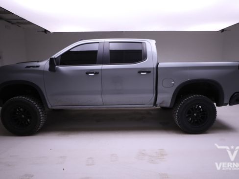 Used 2024 Chevrolet Silverado 1500 ZR2 w/ Technology Package image 2