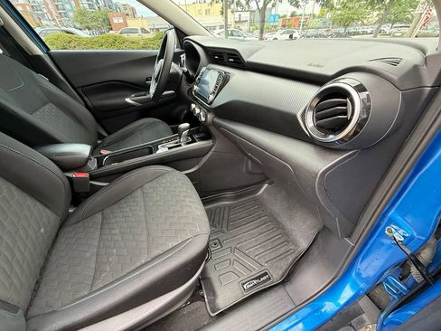 Used 2023 Nissan Kicks SV FWD image 41