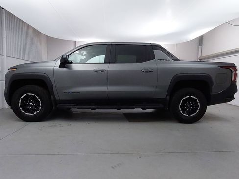 Used 2026 Chevrolet Silverado EV Trail Boss image 2