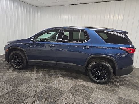 Used 2023 Chevrolet Traverse LT w/ Midnight/Sport Edition AWD/4WD image 4