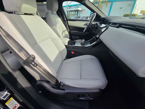 New 2026 Land Rover Range Rover Velar Dynamic SE image 11