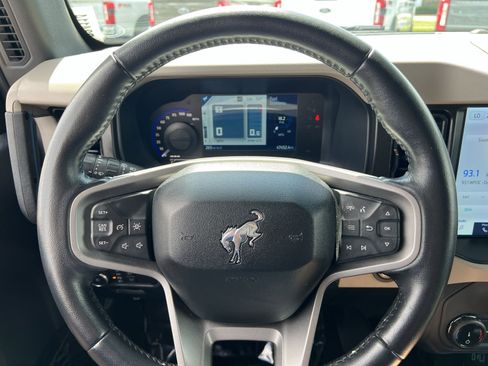 Used 2022 Ford Bronco Wildtrak AWD/4WD image 24