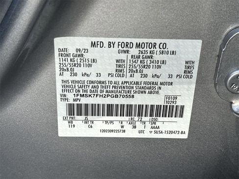 Used 2023 Ford Explorer Limited w/ Equipment Group 301A image 29