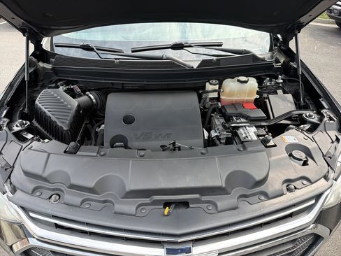 Used 2018 Chevrolet Traverse LT FWD image 33