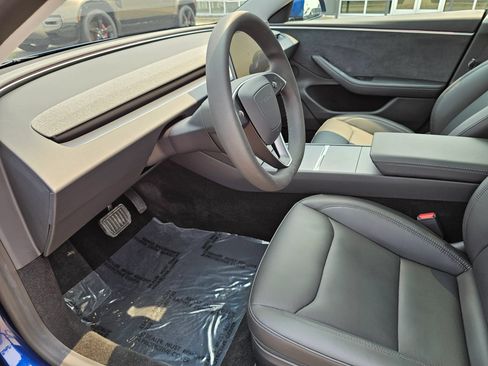 Used 2024 Tesla Model 3 Long Range AWD/4WD image 11
