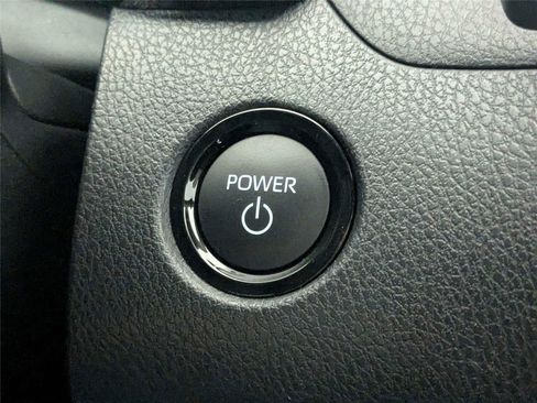 Used 2025 Toyota Camry SE FWD image 26