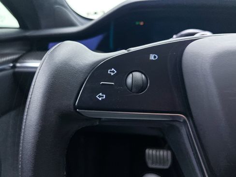 Used 2021 Tesla Model S Plaid image 28