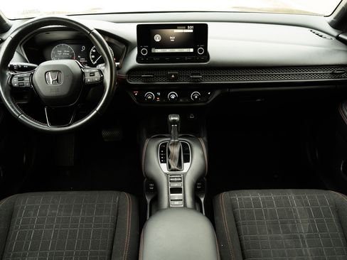 Certified 2024 Honda HR-V Sport image 19