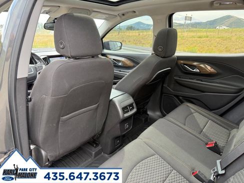 Used 2021 GMC Terrain SLE w/ Driver Convenience Package AWD/4WD image 28