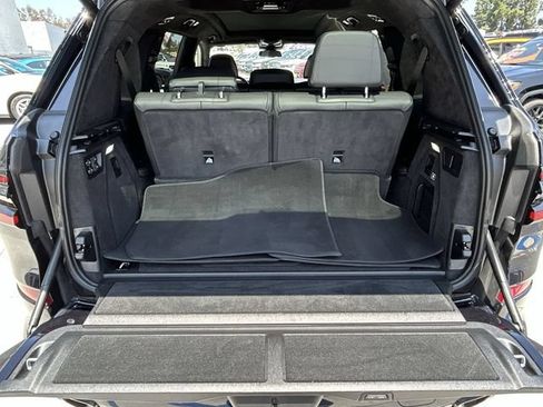 Used 2026 BMW X7 M60i AWD/4WD image 16