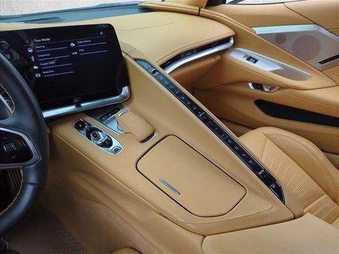 Used 2022 Chevrolet Corvette Stingray Premium Conv w/ Z51 Performance Package image 19