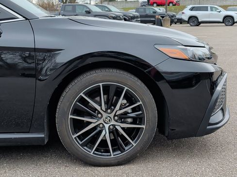 Used 2023 Toyota Camry SE w/ Convenience Package image 12