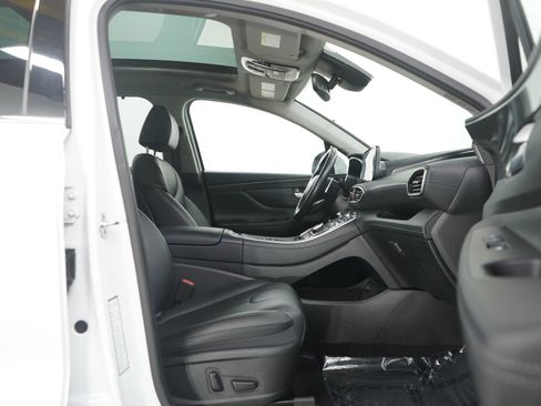 Used 2023 Hyundai Santa Fe SEL w/ Premium Package image 11