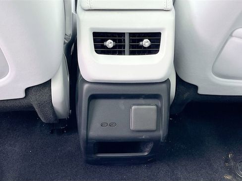 New 2026 Cadillac Optiq Luxury 1 w/ LPO, Floor Liner Package AWD/4WD image 31
