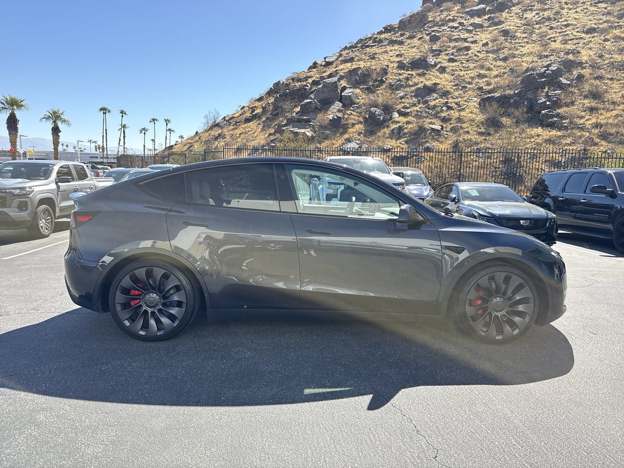 Used 2024 Tesla Model Y Performance AWD/4WD image 9