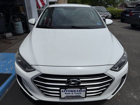 Used 2018 Hyundai Elantra SEL image 9