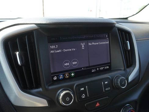 Used 2019 GMC Terrain SLT w/ Preferred Package FWD image 16