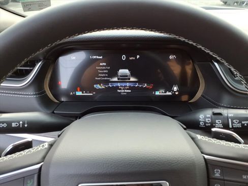 New 2025 Jeep Grand Cherokee Limited image 19