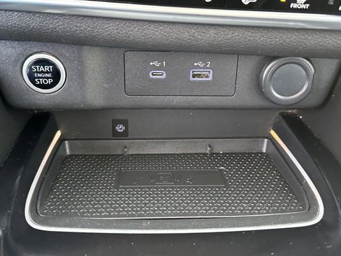 Used 2021 Nissan Rogue Platinum image 35