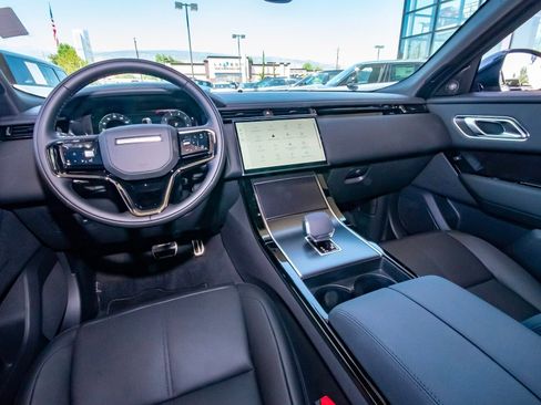 New 2026 Land Rover Range Rover Velar Dynamic SE image 35