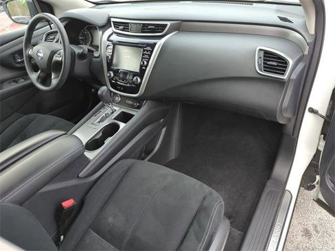Certified 2022 Nissan Murano S image 15