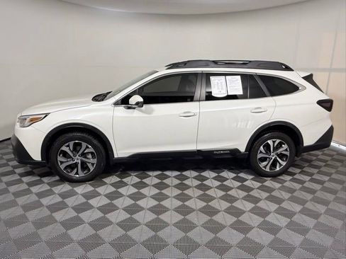 Used 2020 Subaru Outback Limited XT w/ Popular Package #2 image 3