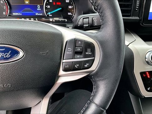 Certified 2022 Ford Explorer XLT w/ Equipment Group 202A image 18