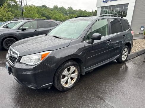 Used 2014 Subaru Forester 2.5i Limited AWD/4WD image 8