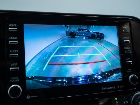 Certified 2022 Toyota Highlander LE image 25