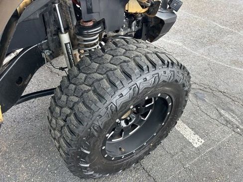 Used 2014 Jeep Wrangler Sport w/ Connectivity Group AWD/4WD image 19