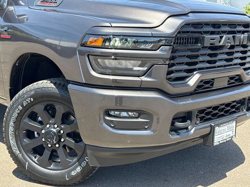 New 2026 RAM 2500 Big Horn AWD/4WD image 6