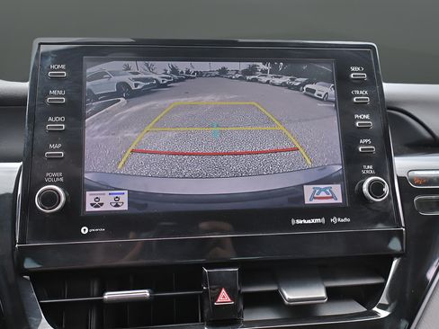 Used 2023 Toyota Camry SE w/ Cold Weather Package FWD image 20