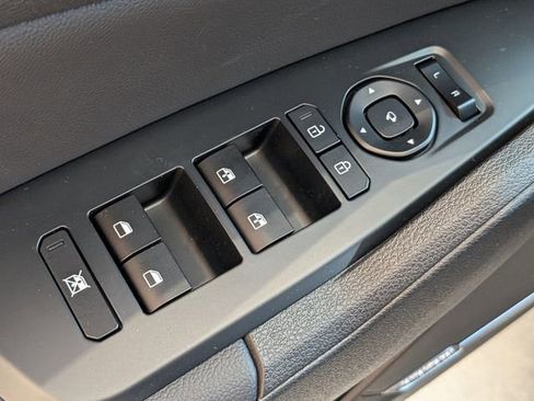 New 2026 Kia Sportage X-Line w/ X-Line Technology Package AWD/4WD image 21
