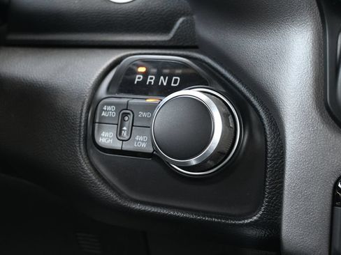 Used 2022 RAM 1500 Big Horn AWD/4WD image 11