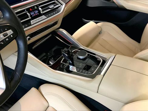 Used 2021 BMW X6 xDrive40i w/ Premium Package AWD/4WD image 16