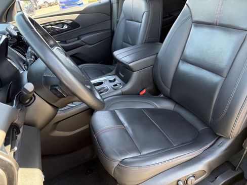 Used 2023 Chevrolet Traverse RS AWD/4WD image 21