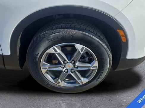 Used 2024 Chevrolet Blazer LT w/ Convenience Package image 18