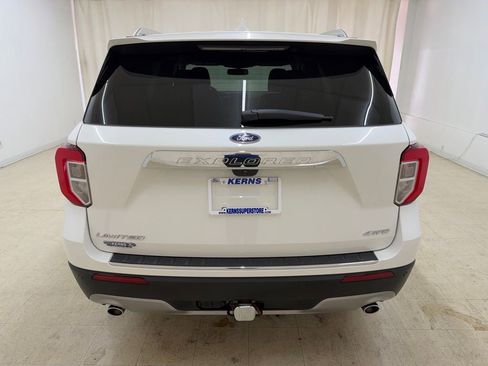 Used 2023 Ford Explorer Limited w/ Class IV Trailer Tow Package AWD/4WD image 4
