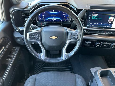 Certified 2024 Chevrolet Silverado 3500 LT w/ Convenience Package RWD image 15