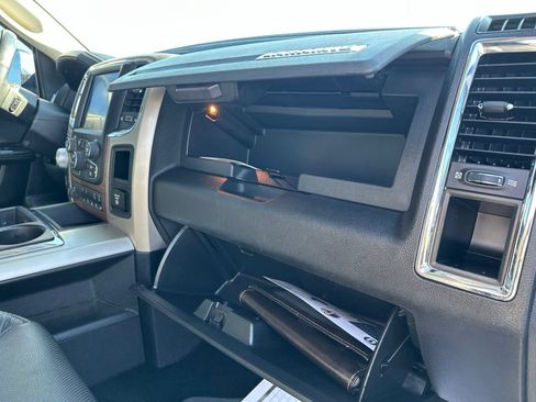 Used 2015 RAM 1500 Laramie w/ Convenience Group AWD/4WD image 41