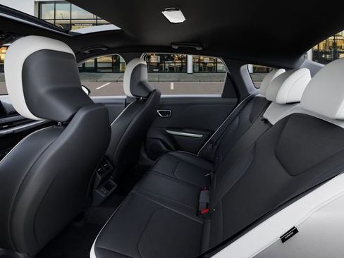 New 2026 Kia K4 GT-Line Turbo image 18