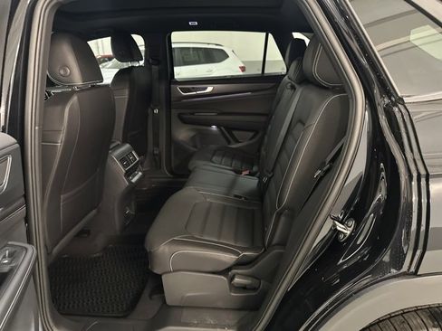 New 2026 Volkswagen Atlas Cross Sport SEL R-Line AWD/4WD image 22