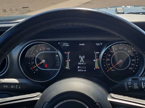 Used 2022 Jeep Wrangler Sport AWD/4WD image 14