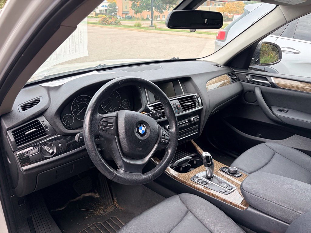 Used 2017 BMW X3 sDrive28i RWD image 6