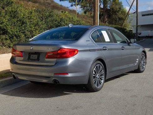 Used 2018 BMW 530e image 5
